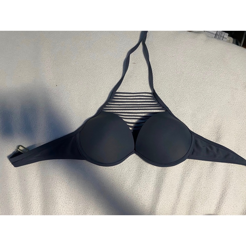 Juniors swim top